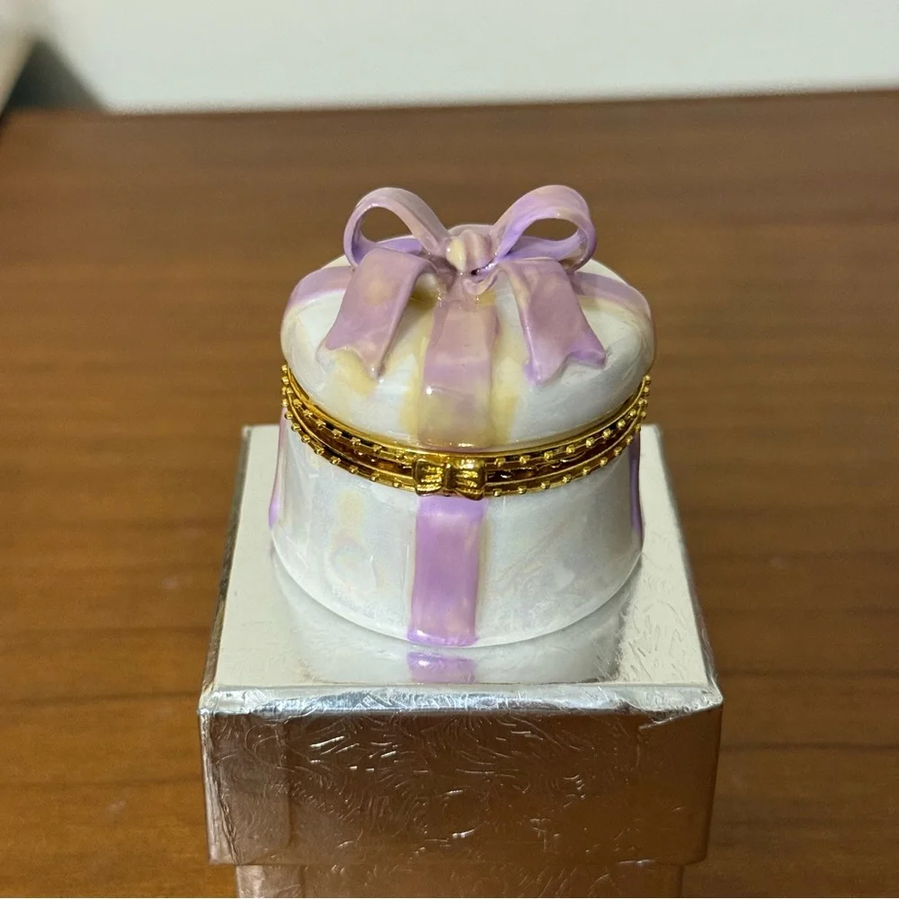 NWT Vintage 10K Gold 3-Stone Pendant Necklace 18” Ruby Emerald Sapphire GIFT - Picture 5 of 10